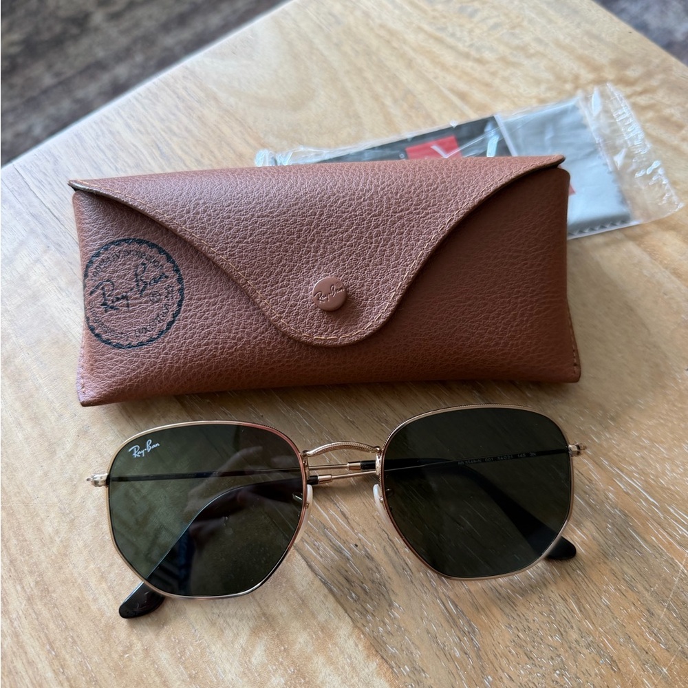 Ray-Ban Hexagonal 54mm Aviator Gold Frame Sunglasses with Green Lenses